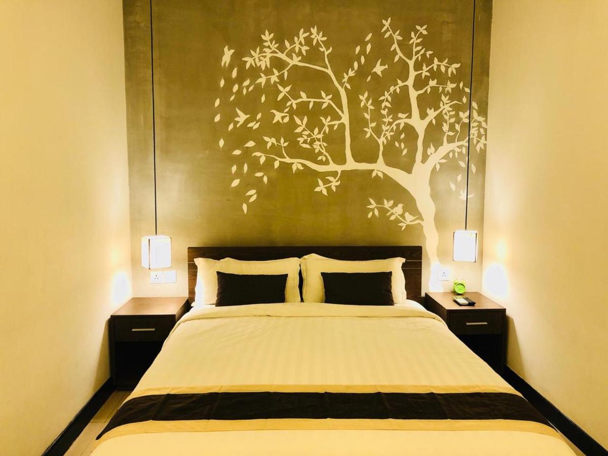 Asiban Quay Boutique Hotel Пном Пен Екстериор снимка