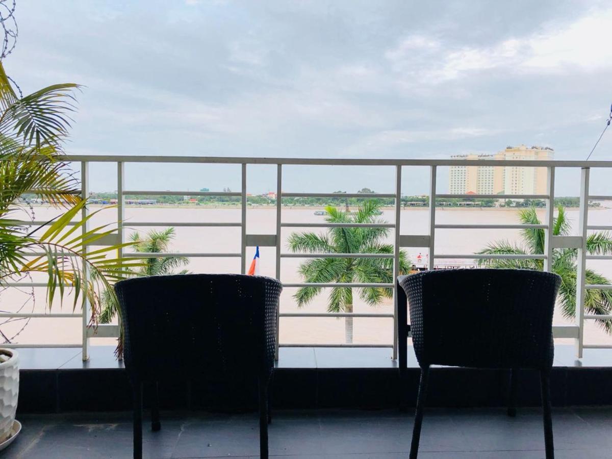 Asiban Quay Boutique Hotel Пном Пен Екстериор снимка