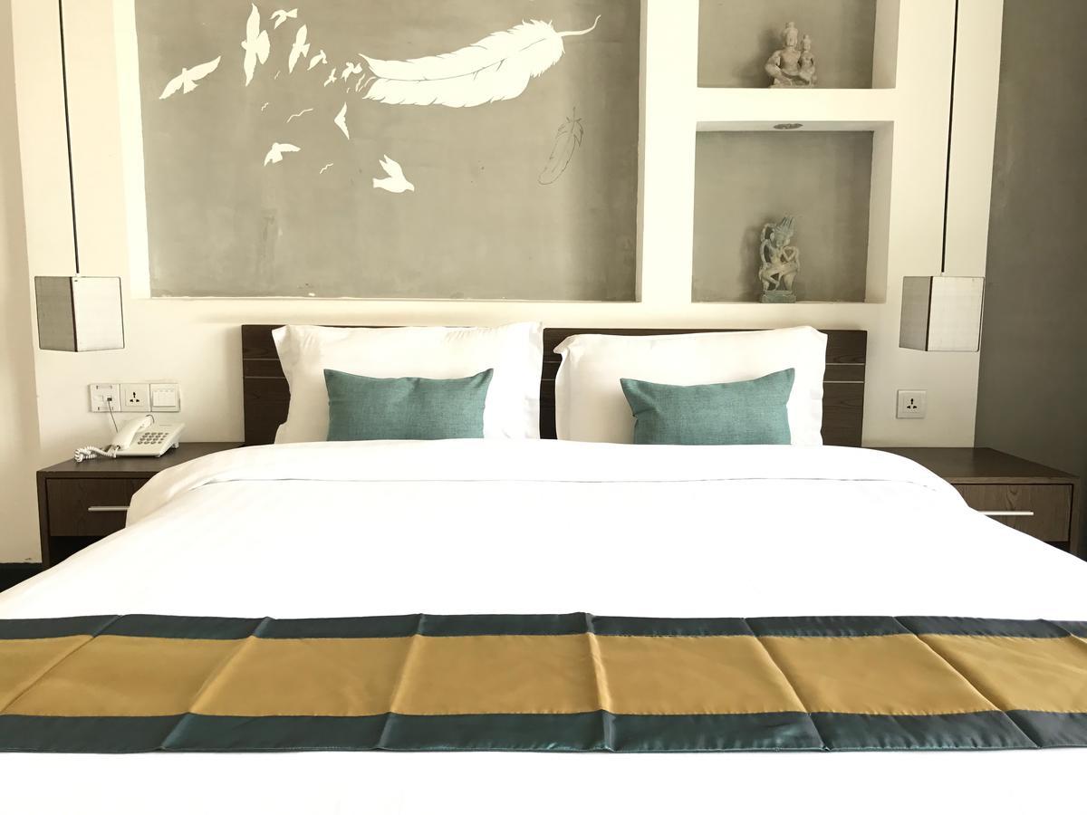 Asiban Quay Boutique Hotel Пном Пен Екстериор снимка