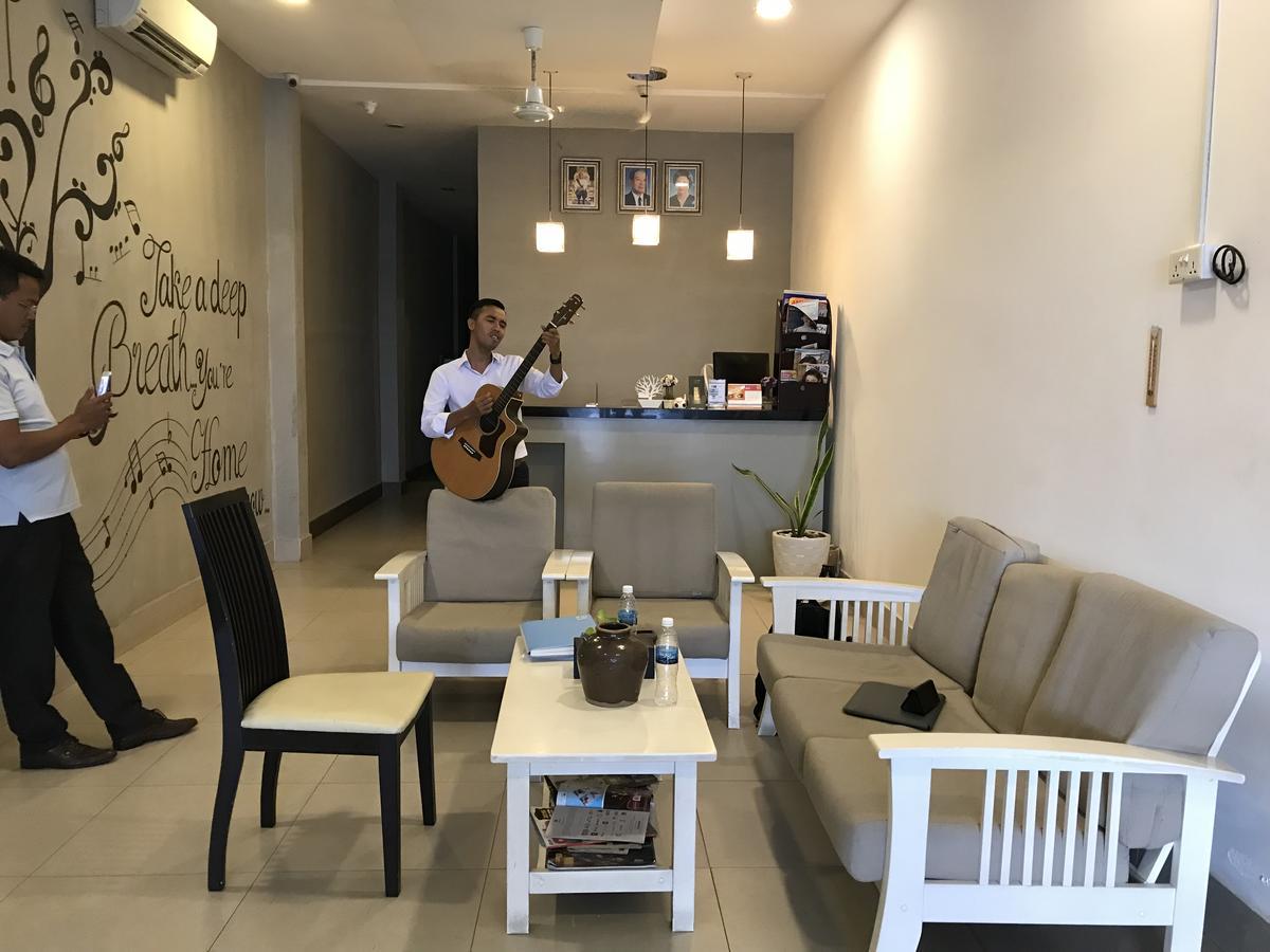 Asiban Quay Boutique Hotel Пном Пен Екстериор снимка